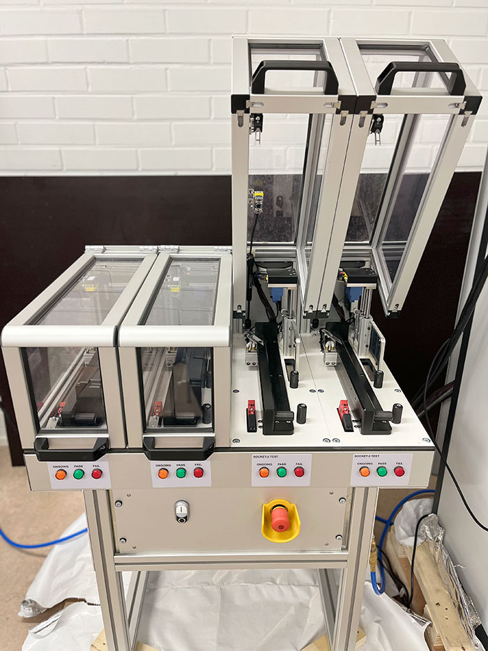 OiTec-EV-battery-test-solution-4-slot